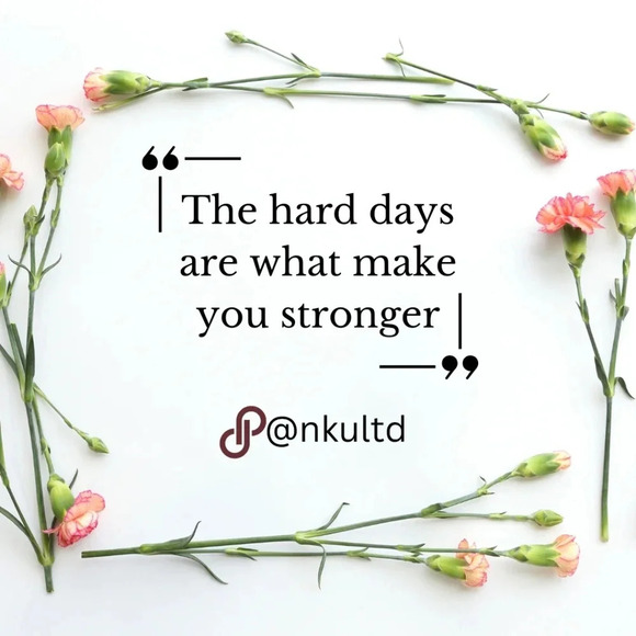 🆕️18K Gold Plated Rhinestone Heart Charm Necklace - Colorful Statement Piece✨ - Picture 9 of 14